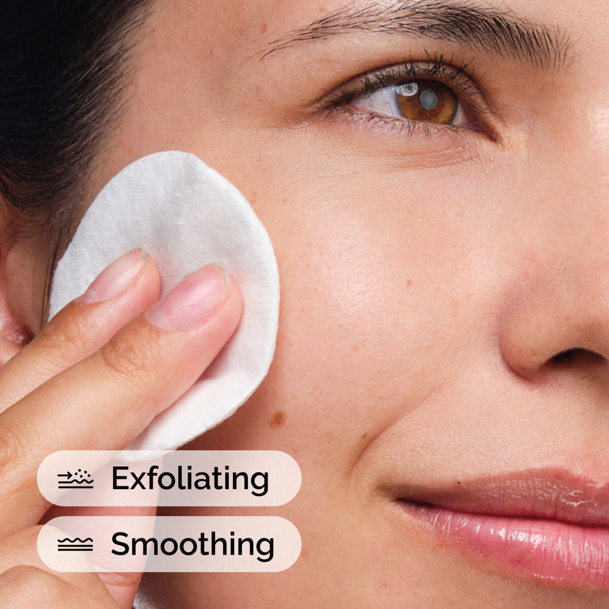 glycolic-acid-7-exfoliating-toner-x3 ord-glycolic-acid-exfoliating-toner-model-application-with-benefits.jpg
